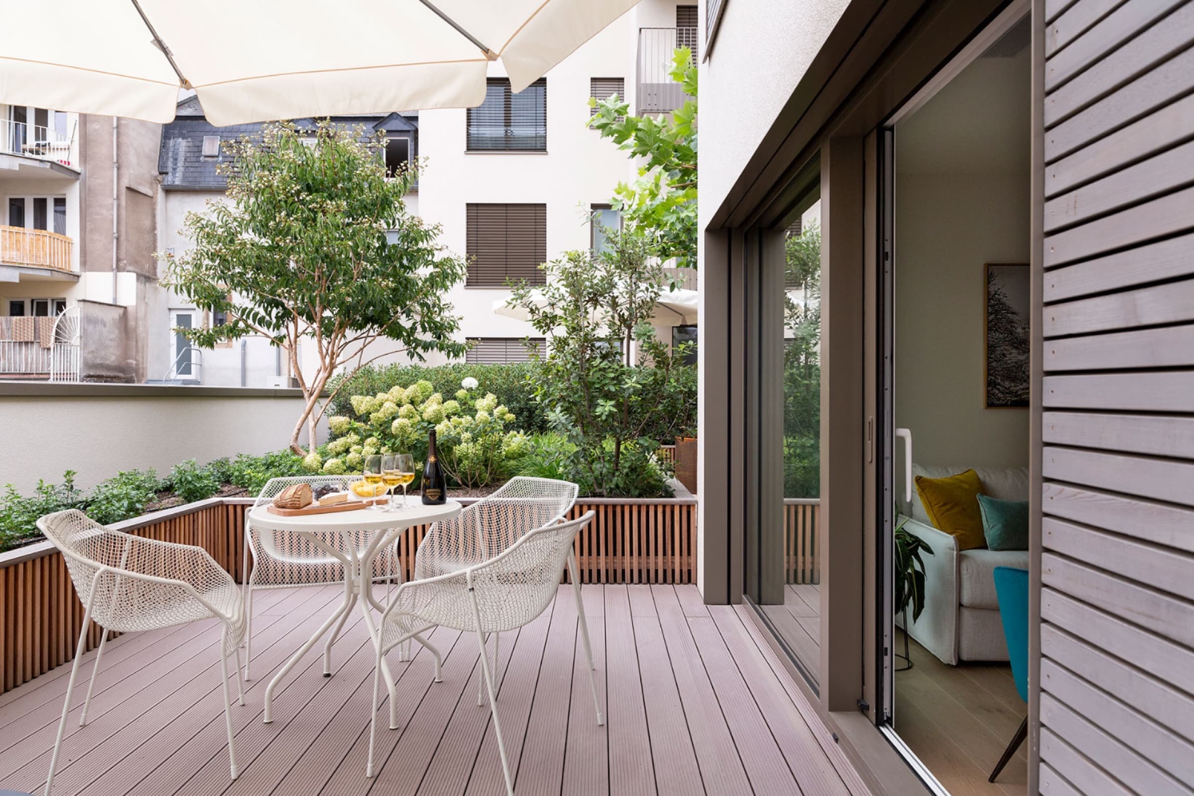 Duplex Residence Suite with Terrace — image 3