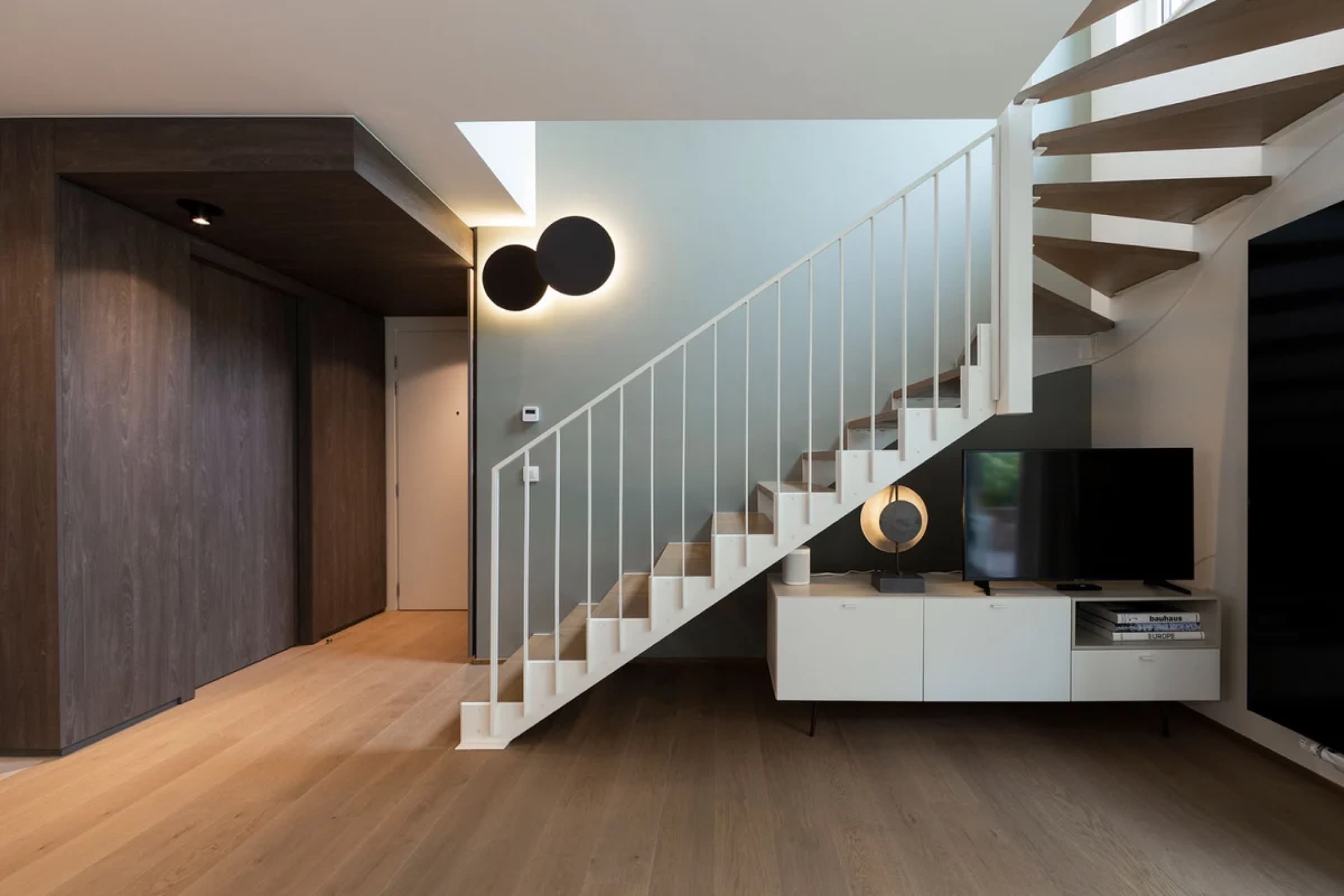 Duplex Residence Suite with Terrace — image 4